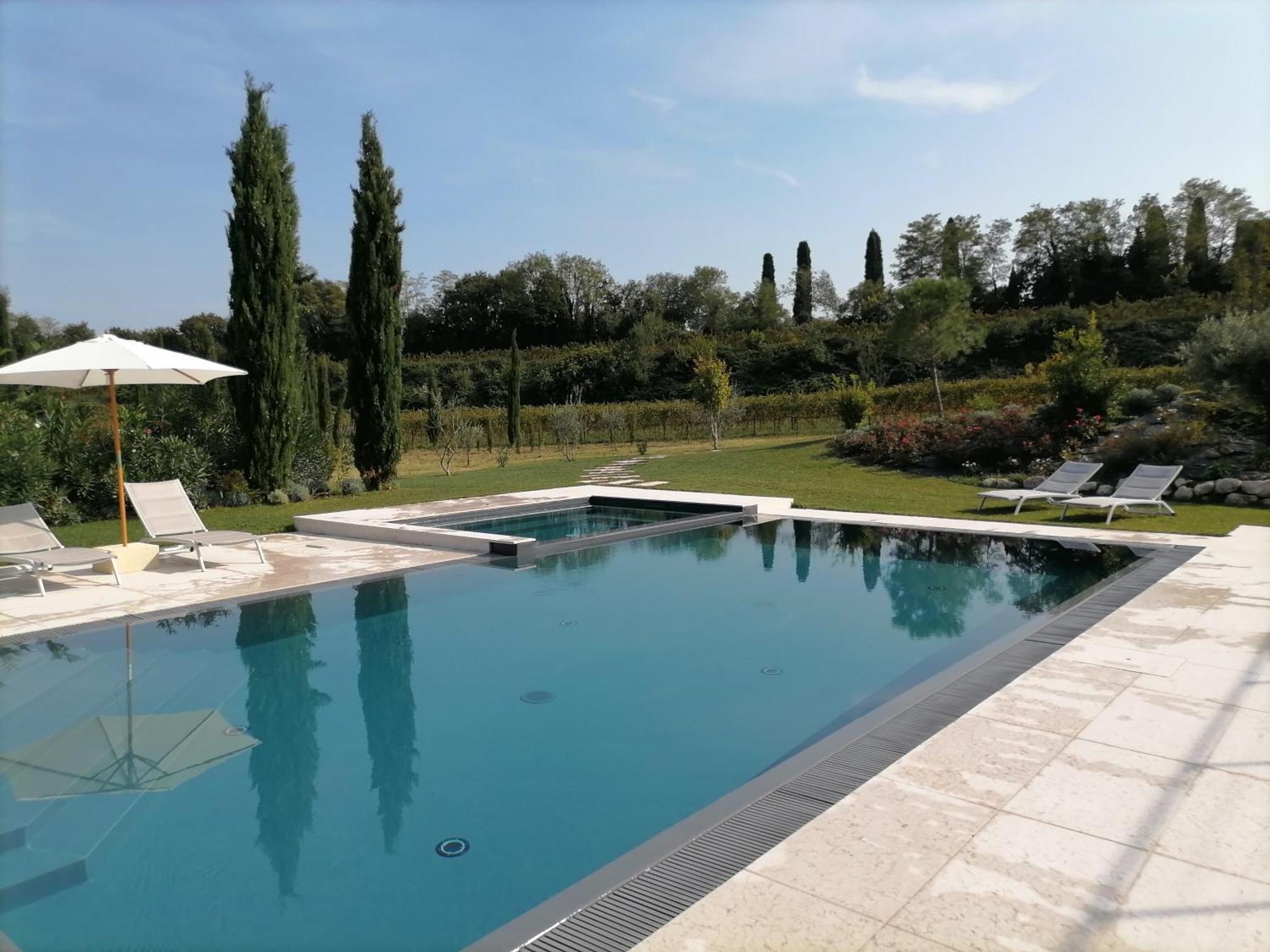 Relais Ca' Morenica Valeggio sul Mincio Exterior foto